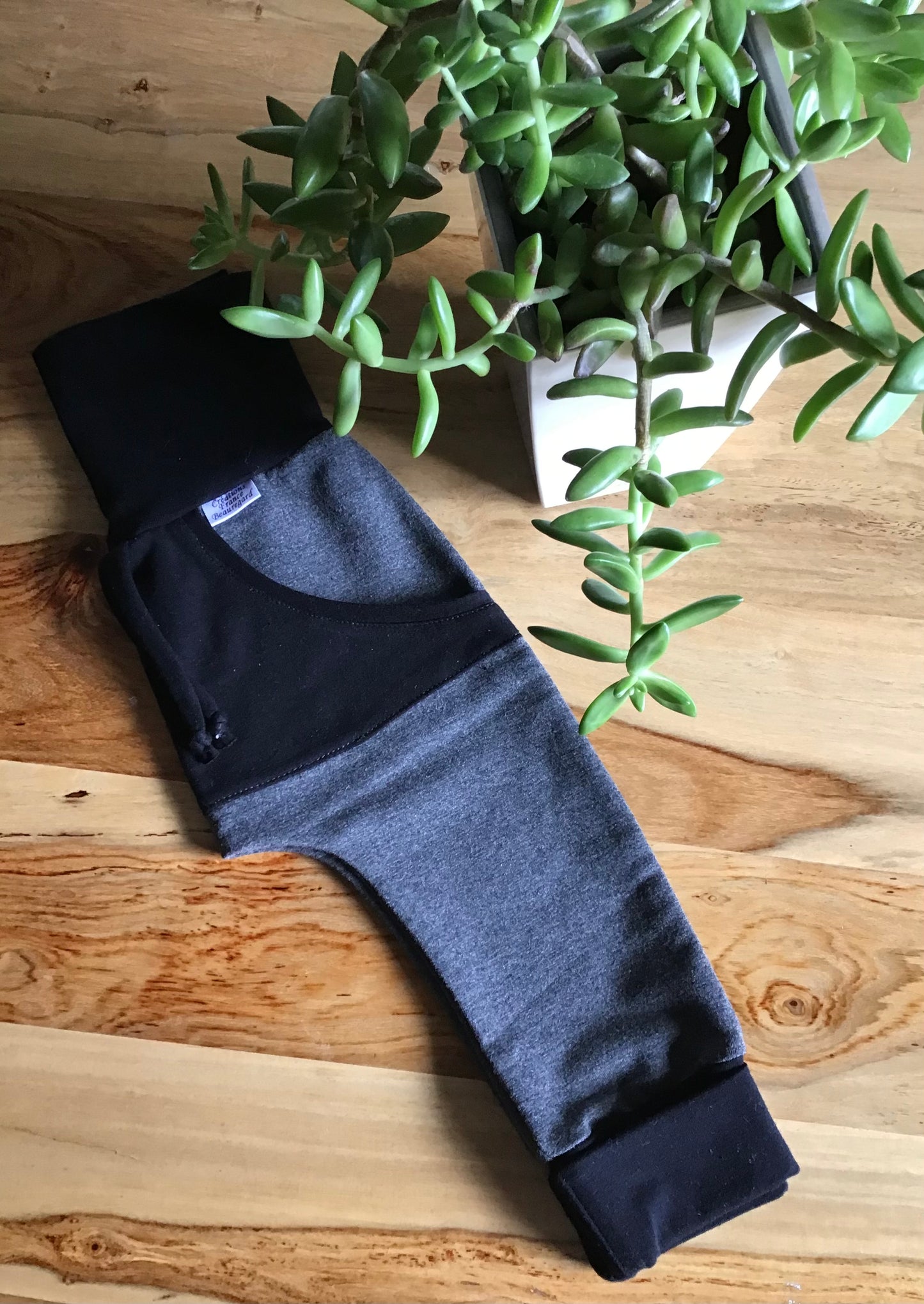 Scalable harem pants 0 to 6 months ready to go