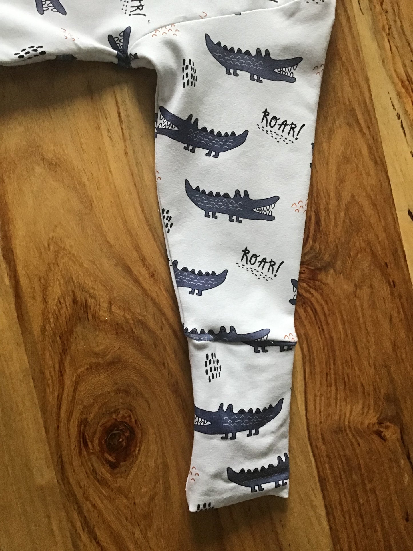 Hoodie évolutif les crocodiles prêt à partir gr:6 à 36 mois