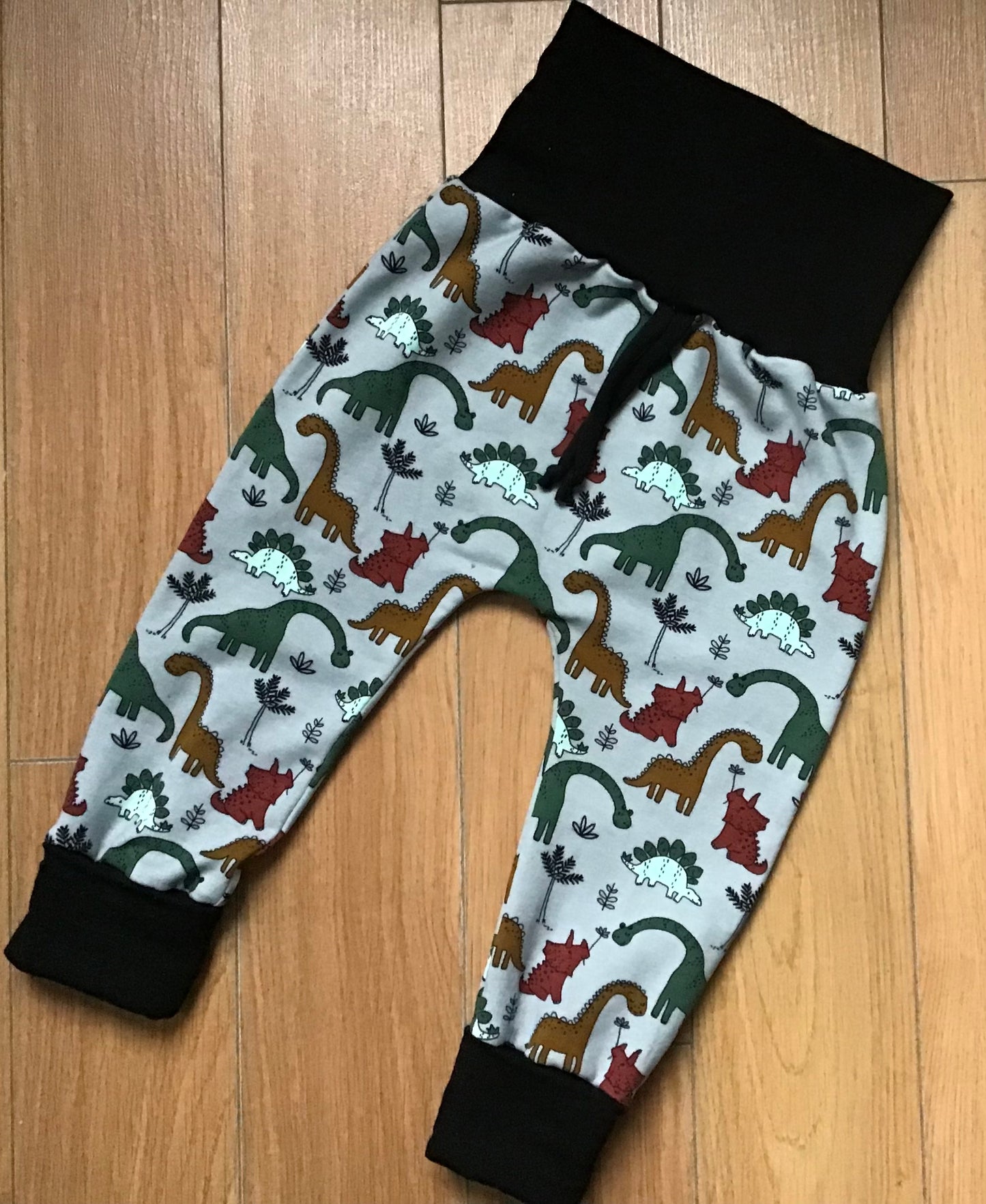 Sarouel évolutif les 🦕 prêt à partir