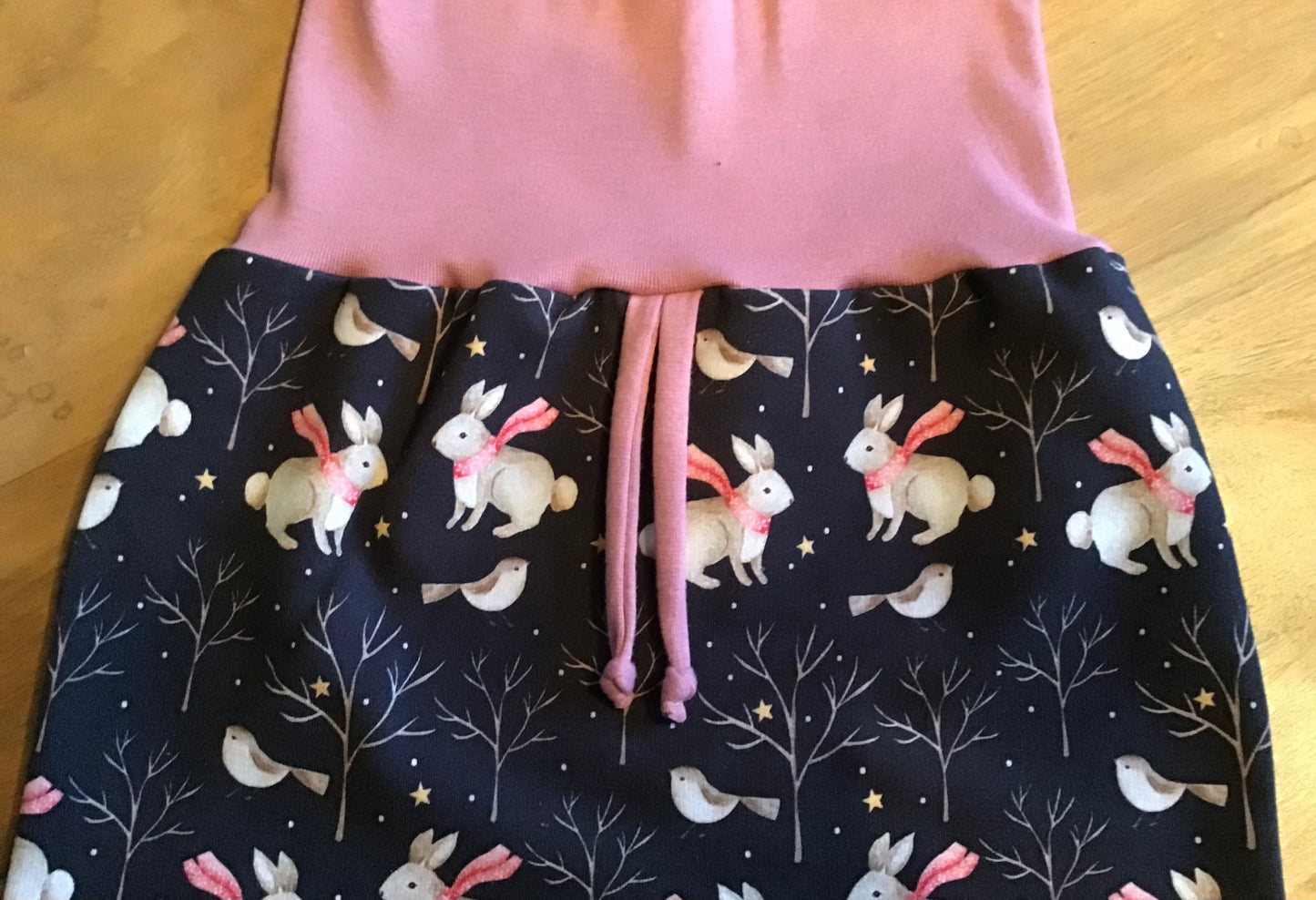Harem pants rabbits with little birds gr: 3 to 5 years ready to go