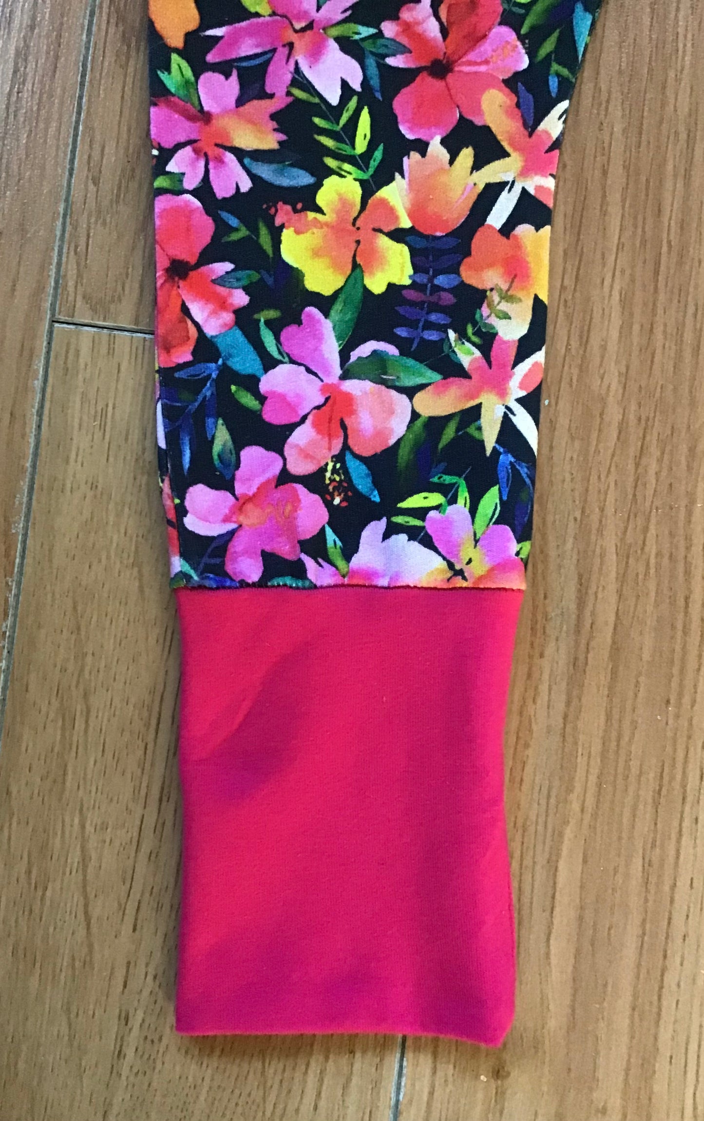 Harem pants and Bandana hibiscus gr: 6 to 36 months