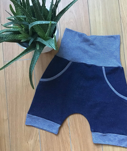Scalable imitation jeans shorts gr: 1 to 3 years ready to go