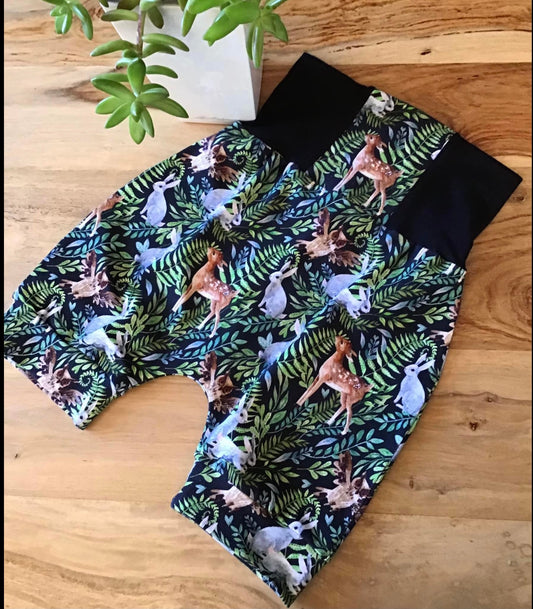 Evolutionary shorts for rabbits 🐇 and fawns gr: 3 to 6 years old ready to go