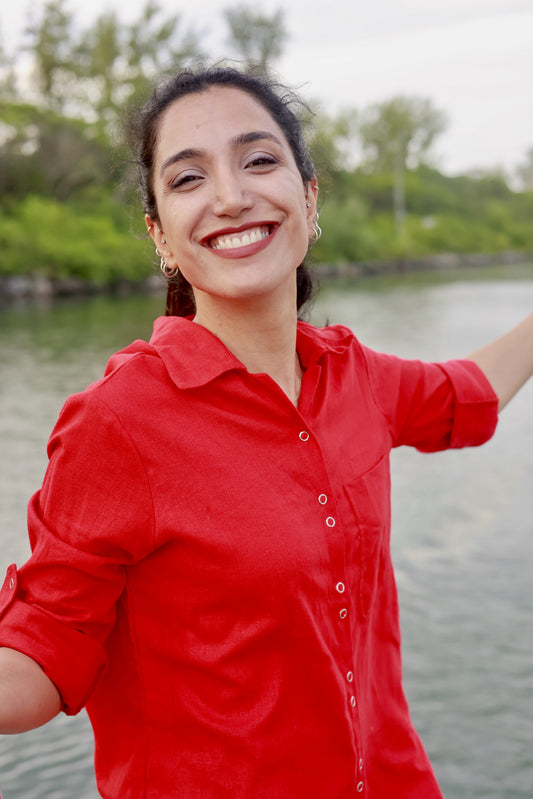 Red linen shirt with buttons and long sleeves - Akako by ELZI