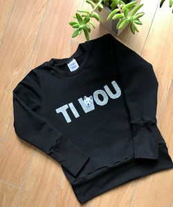 Hoodie noir Ti Lou prêt à partir