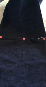 Rouleau essuie-tout  flanelle et ratine de couleur noir avec chats .