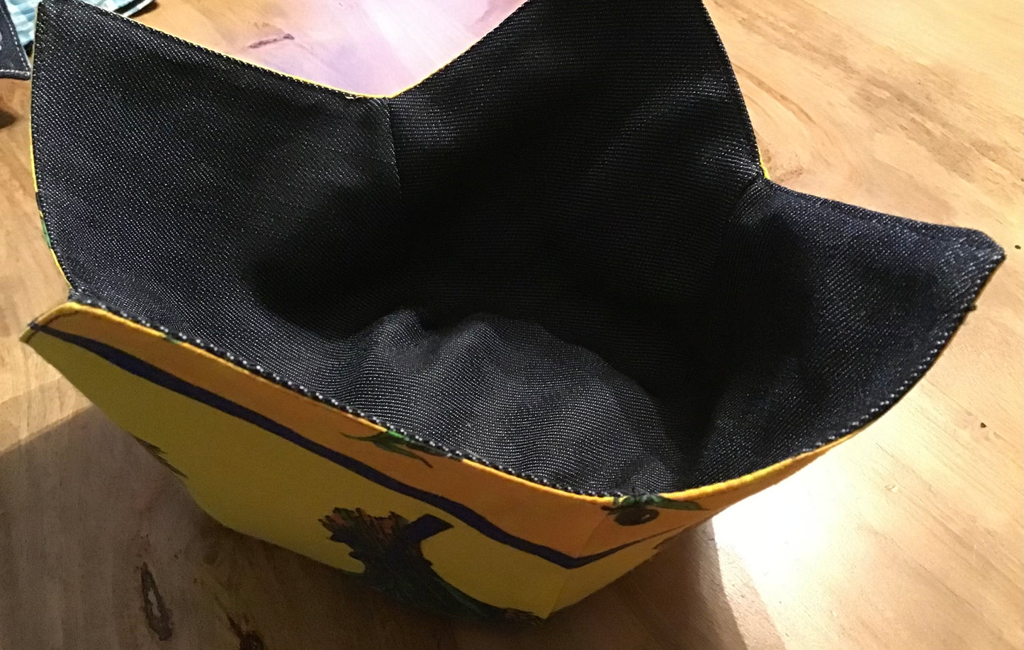 Sous -bol   Tissus jeans et motif de Provence