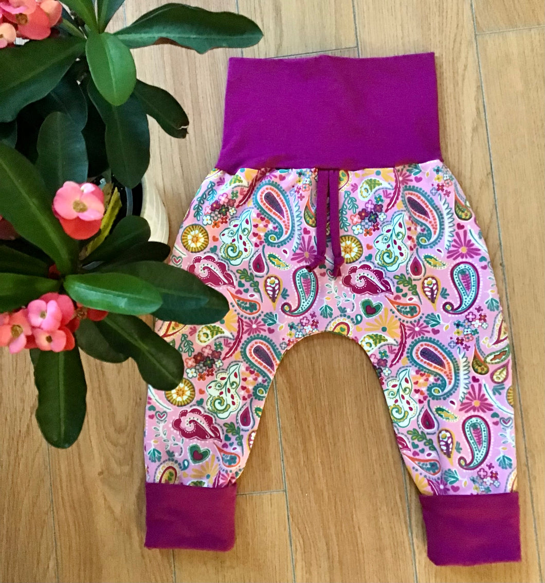 Sarouel paisley Gr:6 à 24 mois prêt à partir