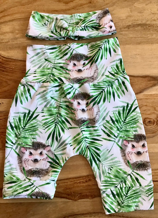 Scalable hedgehog shorts 6 months to 18 months with headband included ready to go